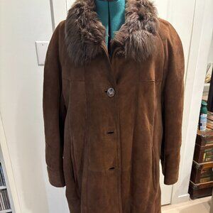 DARK SHEEPSKIN COAT